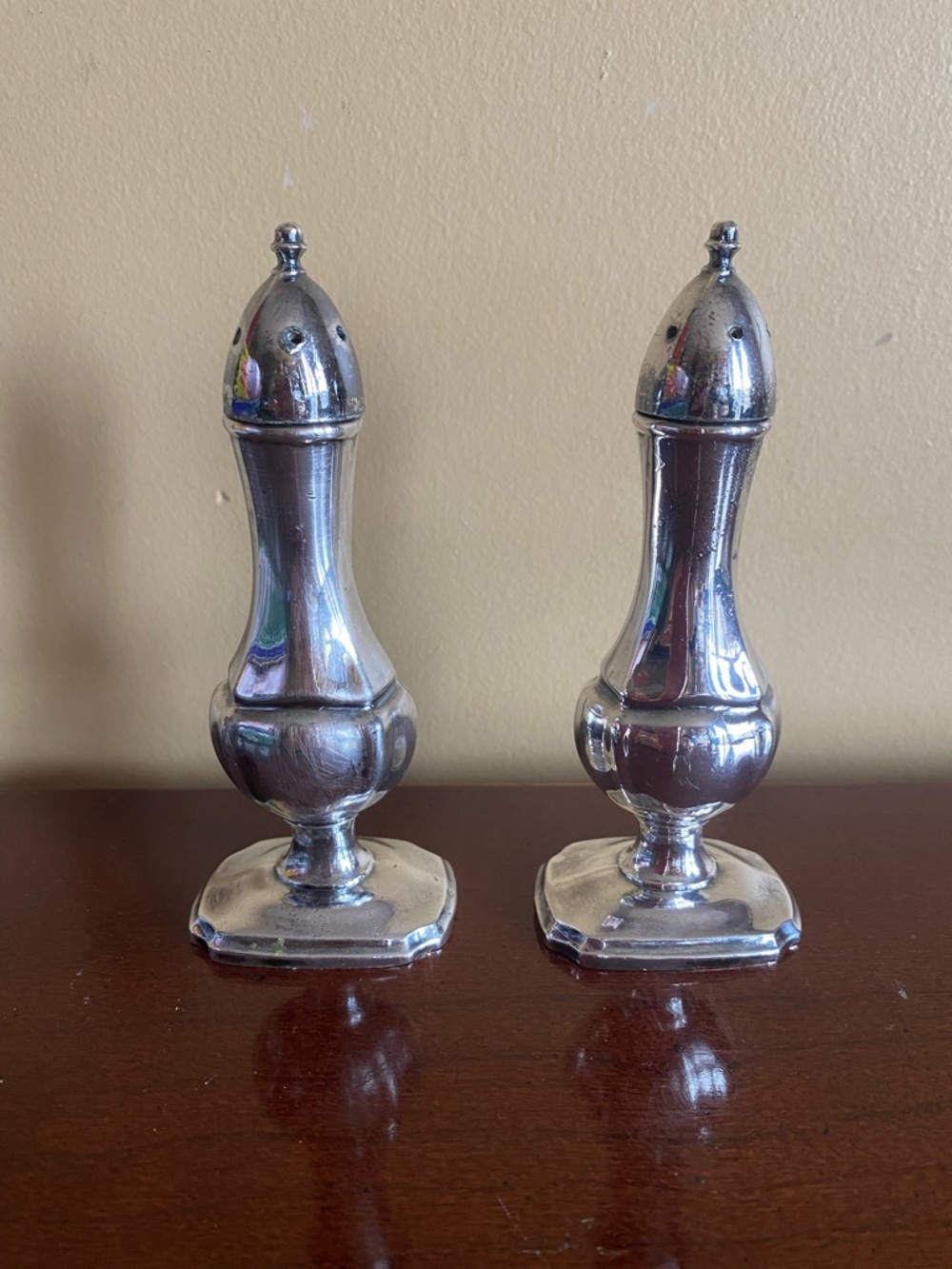 Vintage Benedict BP 24 Silver Plated Decorative Salt and Pepper Shakers Set